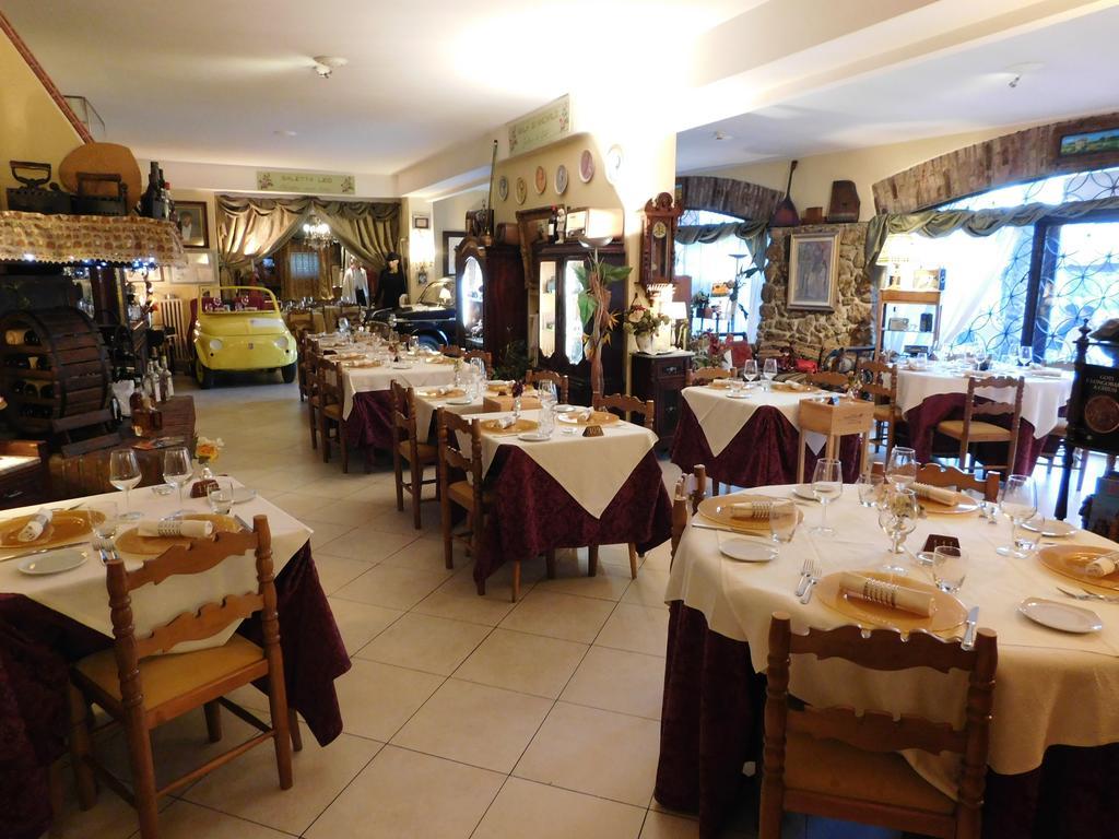 Hotel Rosati Чиуси Экстерьер фото