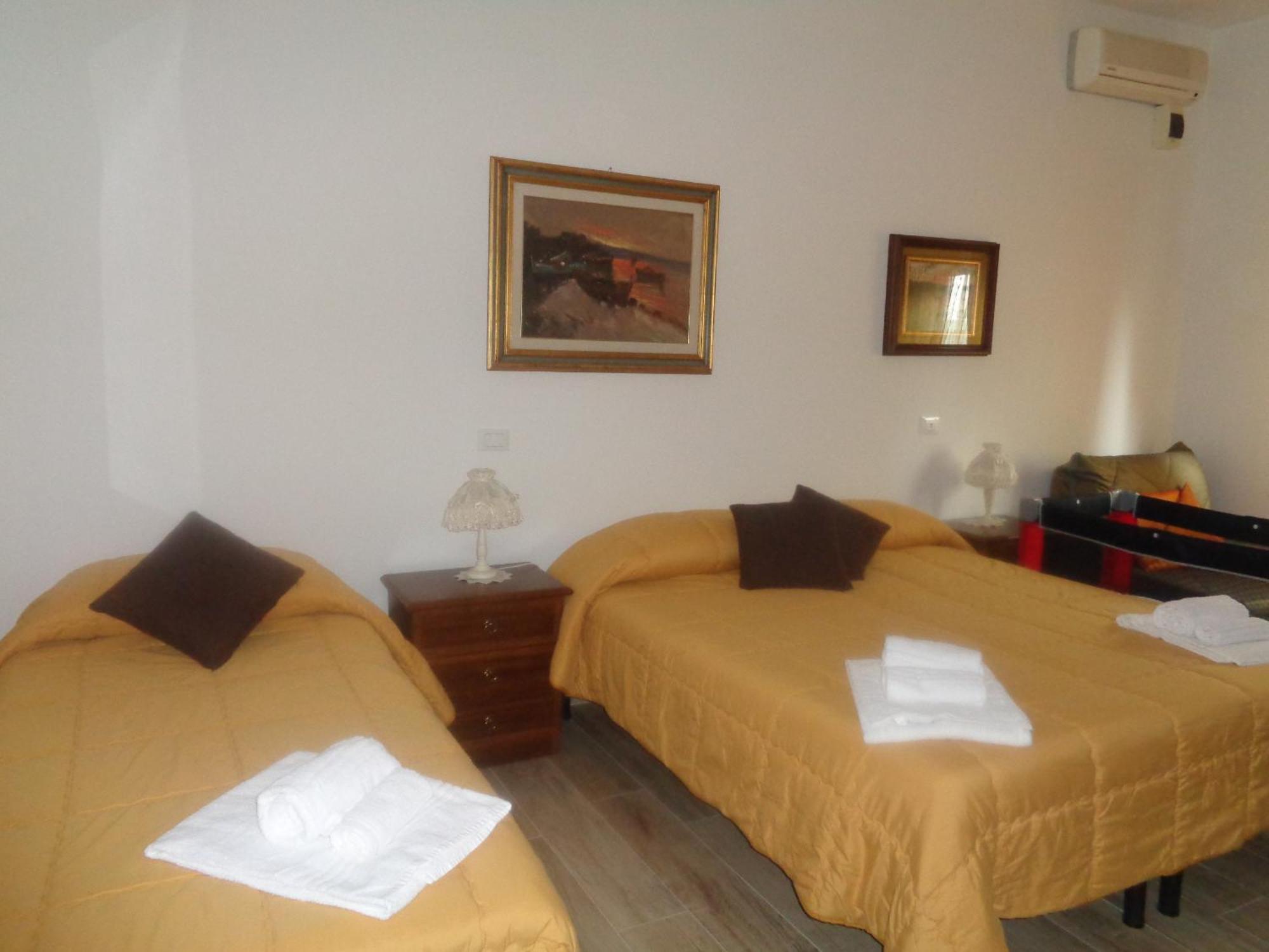 Hotel Rosati Чиуси Экстерьер фото