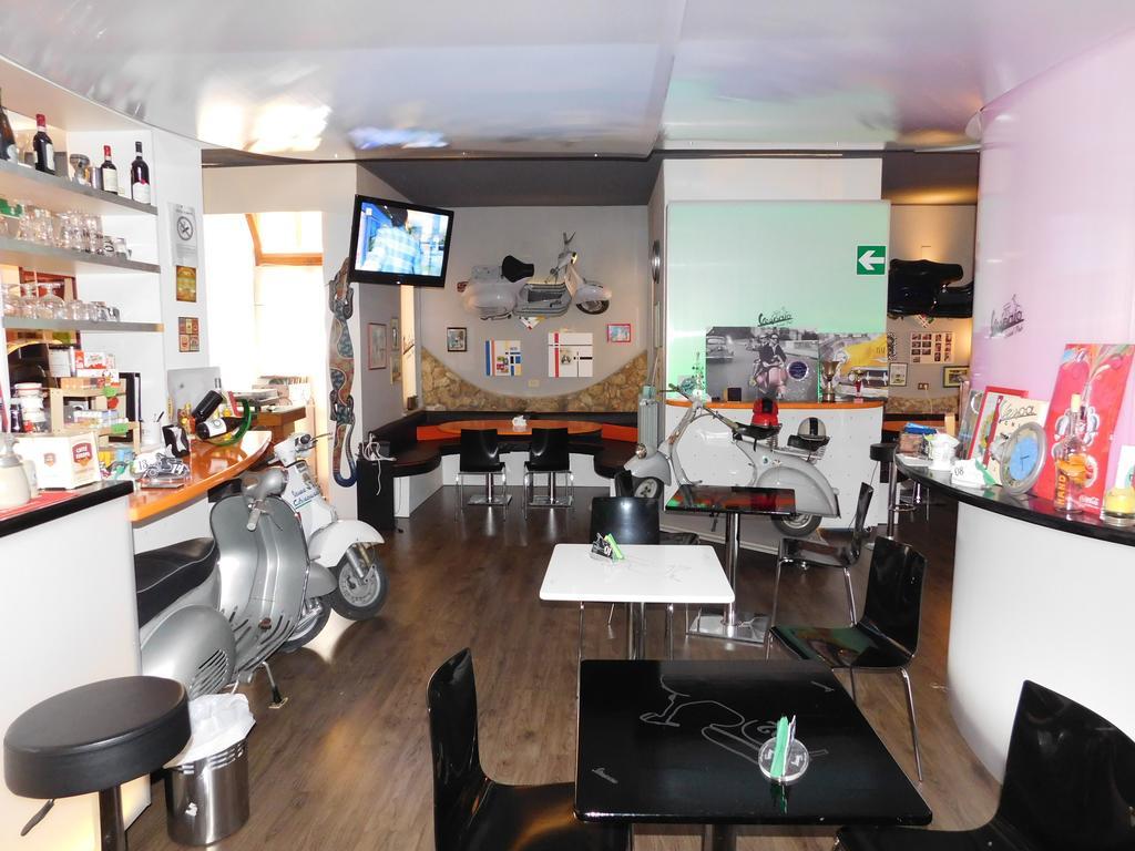 Hotel Rosati Чиуси Экстерьер фото